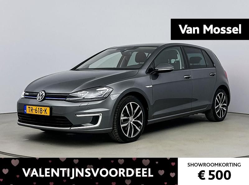 Grijs, metallic lak Occasion 2018 VW e-Golf Pro Hatchback | € 12.900 (Eerlijke prijs) - Afbeelding 1/4