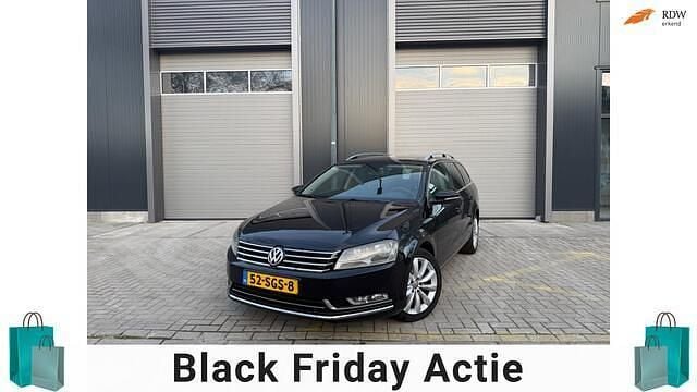 Zwart Gebruikt 2011 VW Passat Highline Stationwagen | € 4.499 (Iets duurder) - Afbeelding 1/4