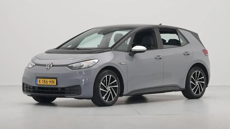 Midden grijs metallic Gebruikt 2020 VW ID.3 Life Hatchback | € 16.440 (Eerlijke prijs) - Afbeelding 1/4