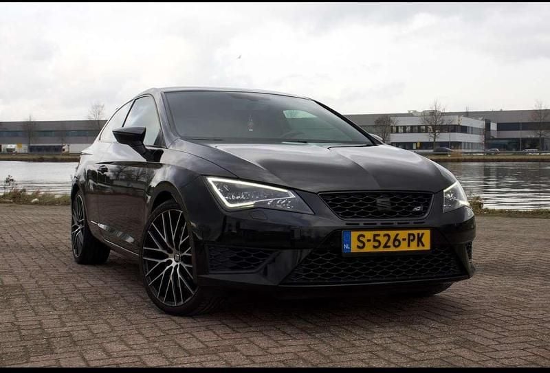 Zwart Occasion 2015 Seat Leon CUPRA Stationwagen | € 16.950 (Eerlijke prijs) - Afbeelding 1/4