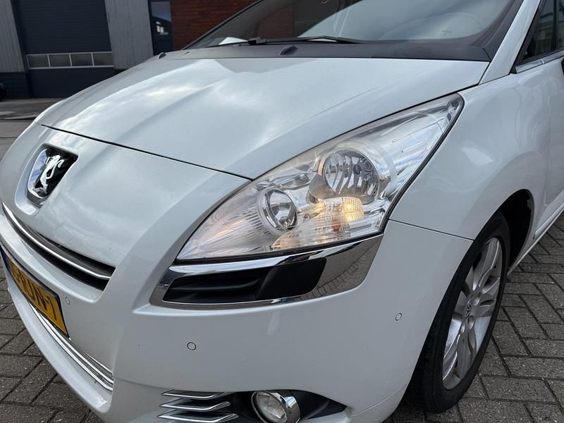 Occasion Peugeot 5008 157 PK (115 kW) 2011 Wit MPV