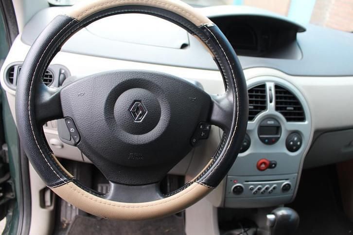 Occasion Renault Modus Luxe 112 PK (82 kW) 2005 Groen MPV