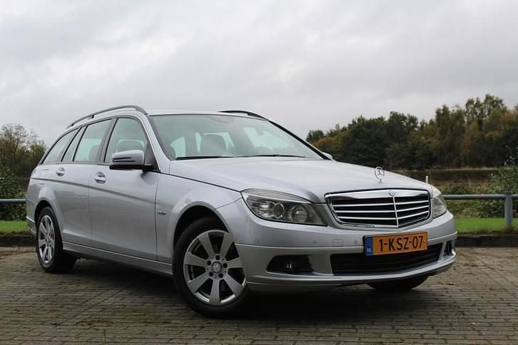 Grijs Gebruikt 2010 Mercedes C200 Business Stationwagen | € 5.200 (Eerlijke prijs) - Afbeelding 1/4