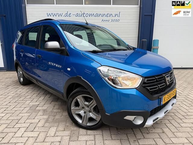 Blauw Gebruikt 2021 Dacia Lodgy Stepway MPV | € 13.445 (Eerlijke prijs) - Afbeelding 1/4
