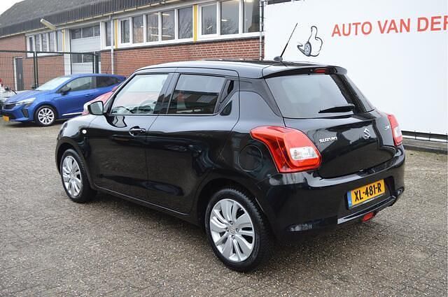 Occasion Suzuki Swift 90 PK (66 kW) 2019 Zwart Hatchback