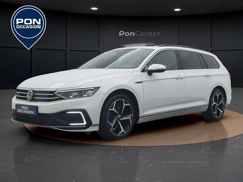 Wit Occasion 2021 VW Passat Business Stationwagen | € 23.850 (Eerlijke prijs) - Afbeelding 1/3