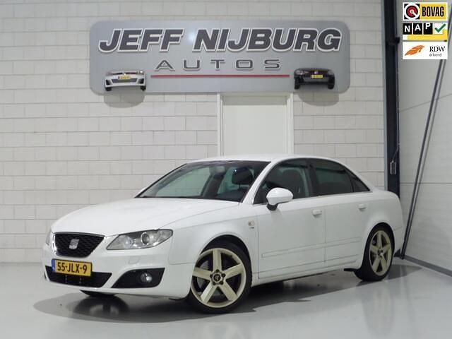 Wit (metallic) Gebruikt 2009 Seat Exeo Sport Sedan | € 7.999 - Afbeelding 1/4