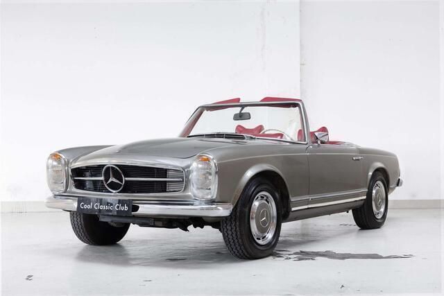 Grijs Gebruikt 1968 Mercedes 280 Cabriolet | € 119.500 - Afbeelding 1/4