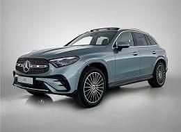 Licht 188 verdezilver metaalkleur metallic Nieuw 2025 Mercedes GLC300 Sport Edition SUV | € 79.891 (Eerlijke prijs) - Afbeelding 1/4