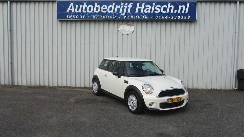 Wit Gebruikt 2011 Mini ONE Hatchback | € 3.950 (Goede deal) - Afbeelding 1/4