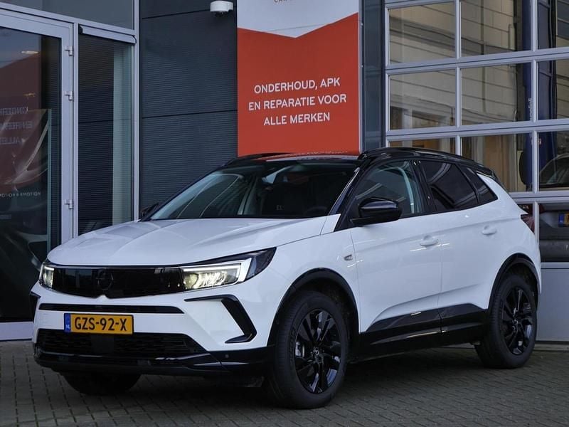 Wit Gebruikt 2024 Opel Grandland X SUV | € 36.645 (Duur) - Afbeelding 1/3