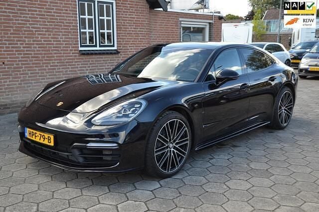Zwart Gebruikt 2017 Porsche Panamera Sedan | € 56.950 (Goede deal) - Afbeelding 1/4