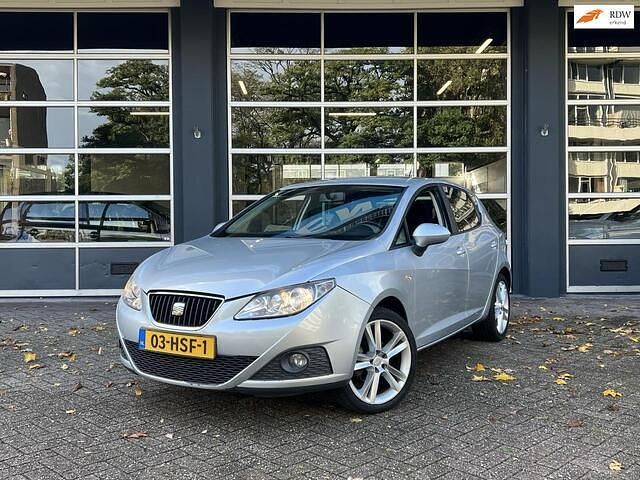 Grijs Gebruikt 2009 Seat Ibiza Sport Hatchback | € 2.950 (Eerlijke prijs) - Afbeelding 1/4