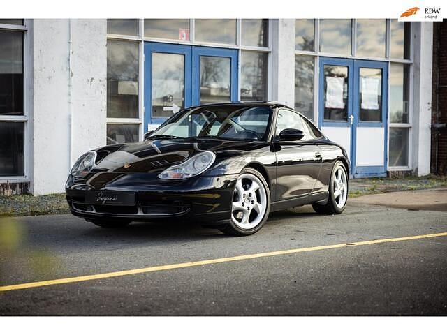 Zwart Occasion 1999 Porsche 911 Carrera 4 Coupé | € 21.900 (Goede deal) - Afbeelding 1/4