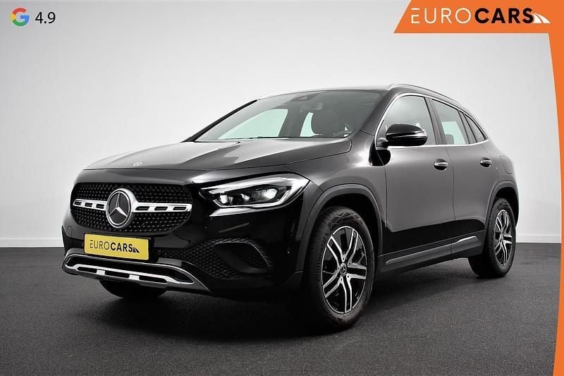 Zwart Gebruikt 2020 Mercedes GLA200 Progressive SUV | € 32.890 (Eerlijke prijs) - Afbeelding 1/4