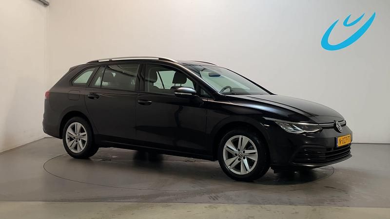 Occasion VW Golf VIII Life 110 PK (80 kW) 2022 Zwart Stationwagen