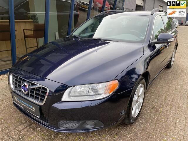 Blauw Gebruikt 2009 Volvo V70 Momentum Stationwagen | € 15.945 (Iets duurder) - Afbeelding 1/4