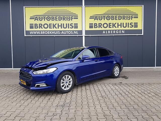 Blauw (metallic) Gebruikt 2016 Ford Mondeo Titanium Hatchback | € 4.400 (Super prijs) - Afbeelding 1/4