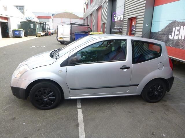 Occasion Citroën C2 Prestige 101 PK (74 kW) 2004 Grijs Hatchback