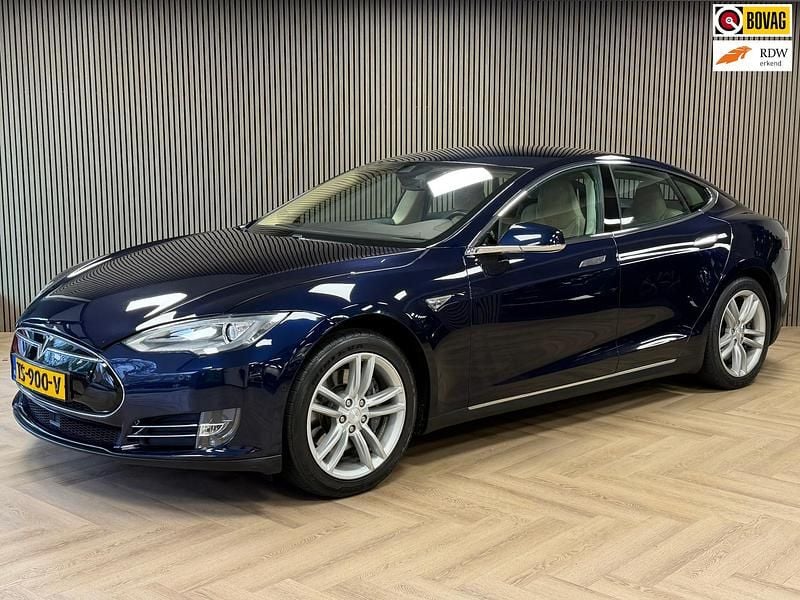 Blauw Occasion 2014 Tesla Model S Hatchback | € 16.995 (Eerlijke prijs) - Afbeelding 1/4