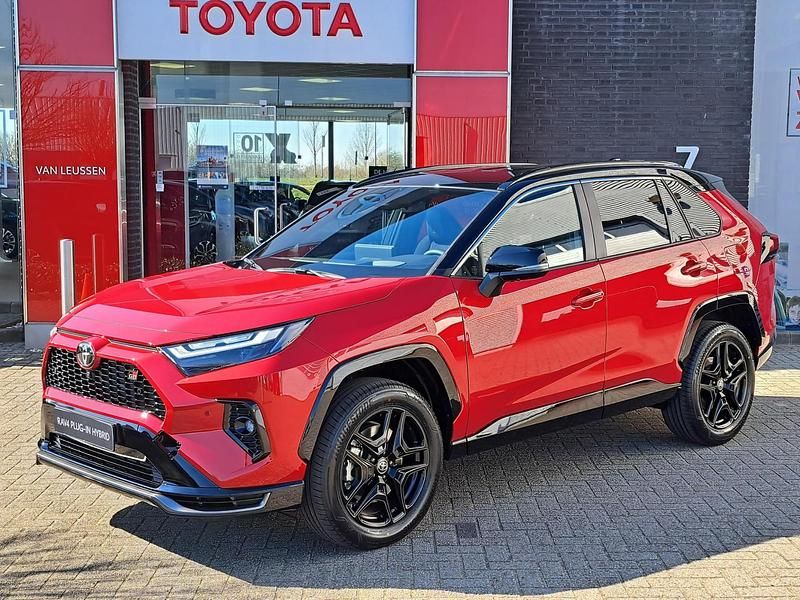 Zwart Nieuw 2025 Toyota RAV4 Hybrid Sport SUV | € 61.319 (Duur) - Afbeelding 1/4