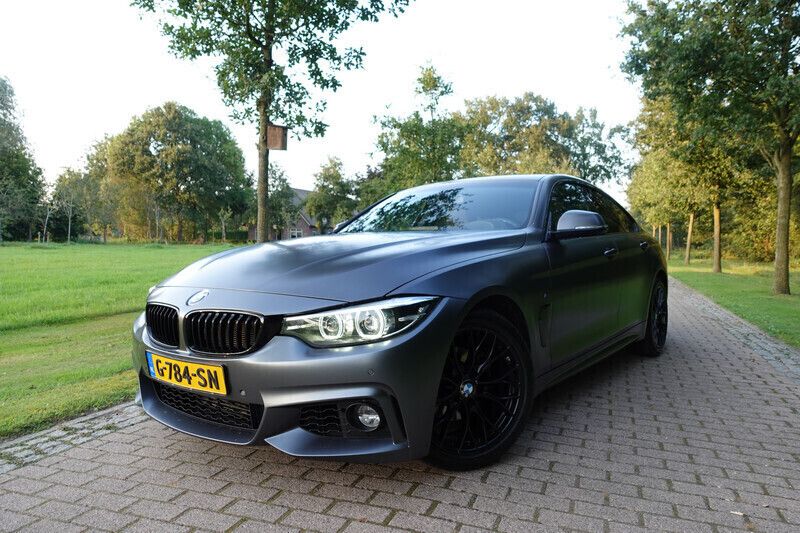 Grijs Gebruikt 2019 BMW 418 Executive Coupé | € 18.450 (Goede deal) - Afbeelding 1/4