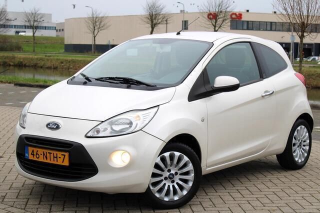 Wit Gebruikt 2010 Ford Ka Titanium X Hatchback | € 3.950 (Eerlijke prijs) - Afbeelding 1/4