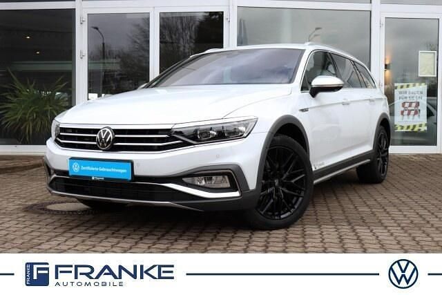 Wit Gebruikt 2024 VW Passat Alltrack Stationwagen | € 62.725 - Afbeelding 1/4
