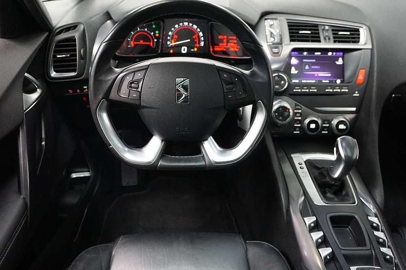 Occasion DS Automobiles DS5 Chic 165 PK (121 kW) 2016 Grijs Hatchback