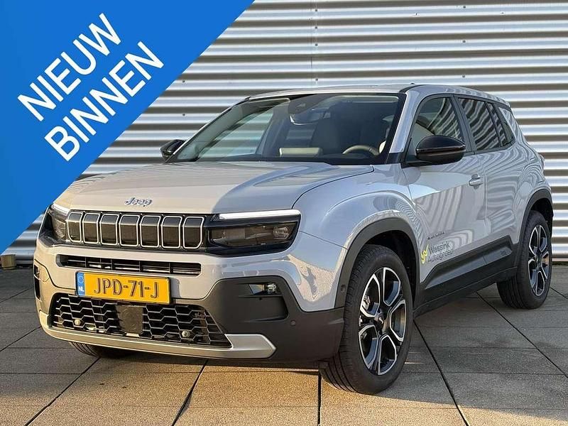Grijs Occasion 2025 Jeep Avenger EV Summit SUV | € 41.950 - Afbeelding 1/4