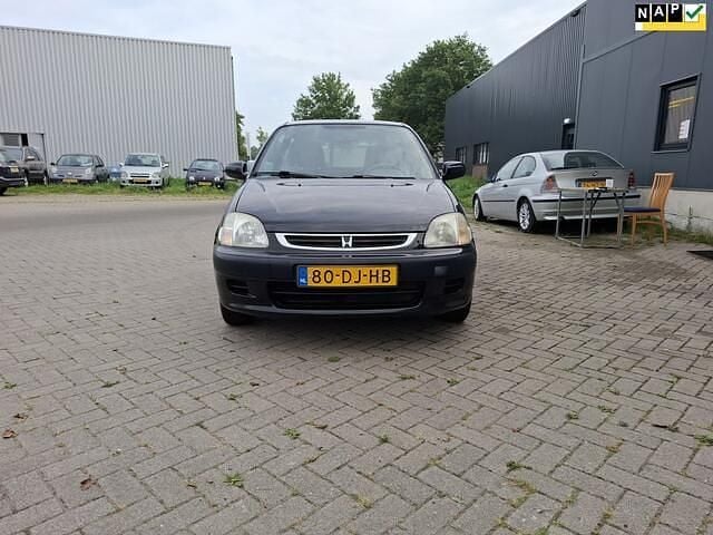 Zwart Gebruikt 1999 Honda Logo Hatchback | € 1.350 - Afbeelding 1/4