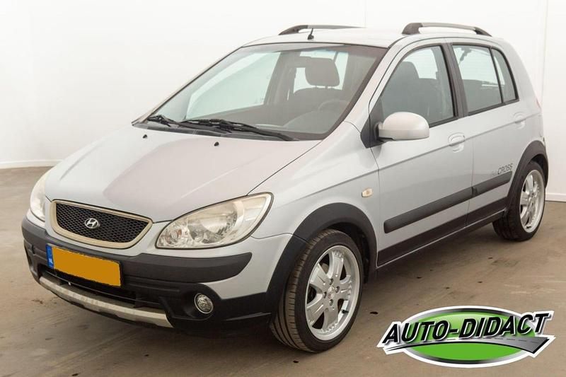Grijs Gebruikt 2006 Hyundai Getz Hatchback | € 1.850 (Eerlijke prijs) - Afbeelding 1/4