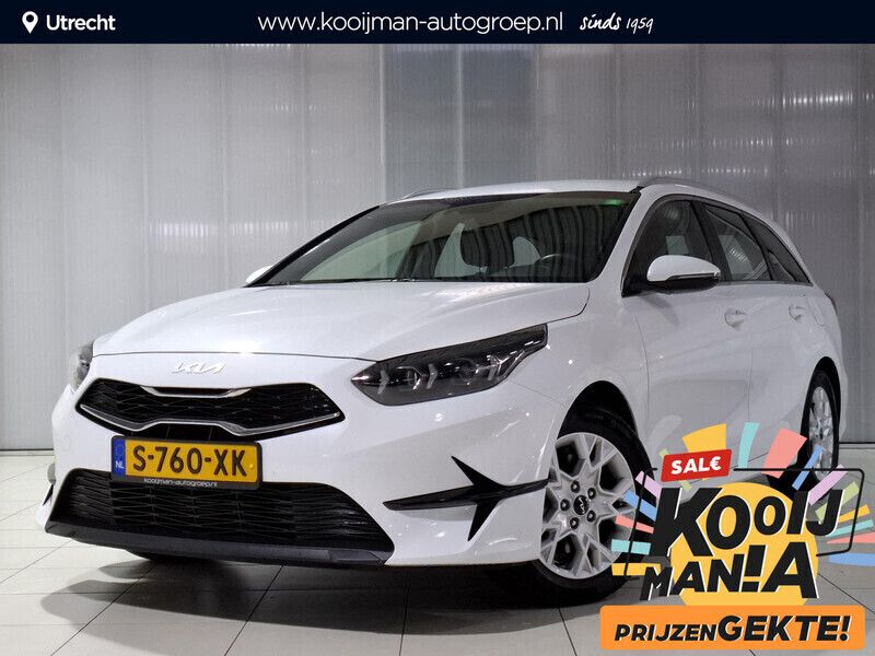 Wit Gebruikt 2023 Kia Ceed Stationwagen | € 25.900 (Eerlijke prijs) - Afbeelding 1/4
