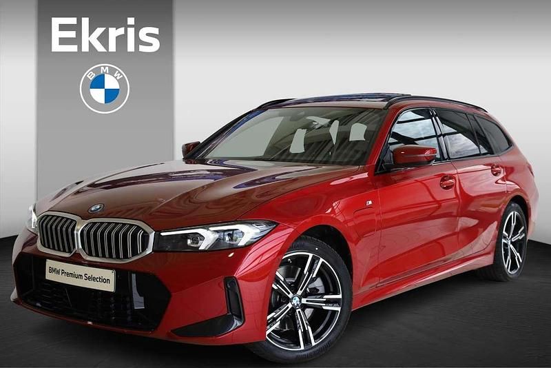 Occasion BMW 330e Comfort Edition 292 PK (214 kW) 2025 Rood Stationwagen