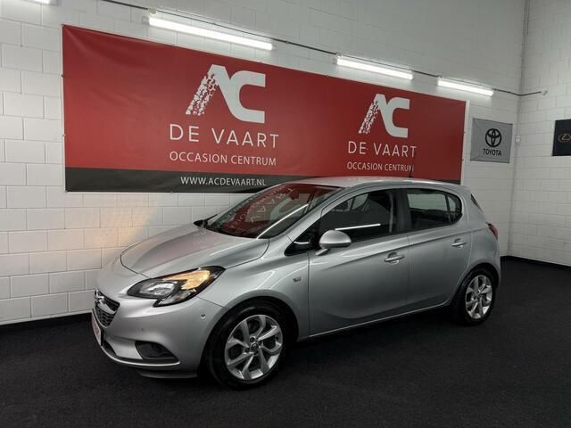 Grijs Gebruikt 2015 Opel Corsa Business Stationwagen | € 6.499 (Eerlijke prijs) - Afbeelding 1/4