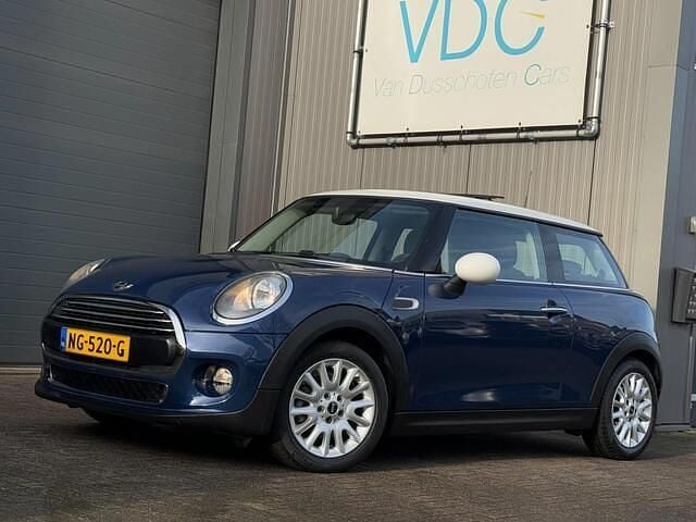 Occasion Mini Cooper Business 136 PK (100 kW) 2016 Blauw Hatchback
