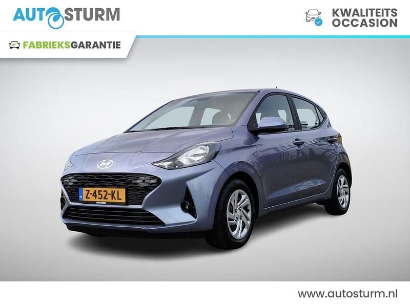 Blauw Gebruikt 2024 Hyundai i10 Comfort Hatchback | € 18.689 (Eerlijke prijs) - Afbeelding 1/4