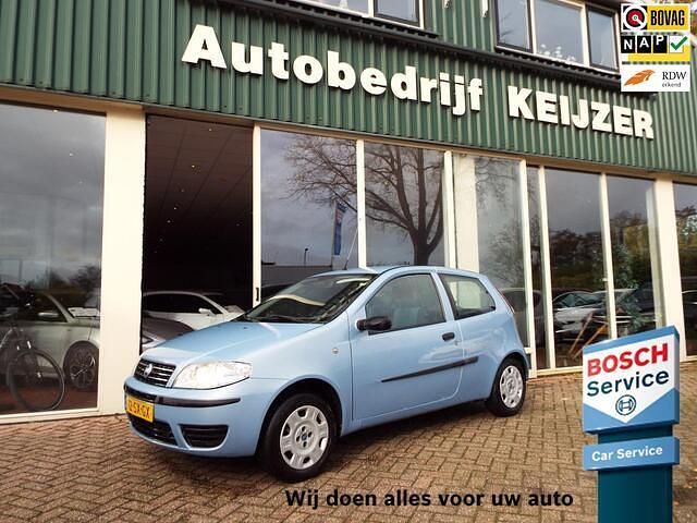 Blauw Gebruikt 2006 Fiat Punto Classica Hatchback | € 950 (Eerlijke prijs) - Afbeelding 1/4