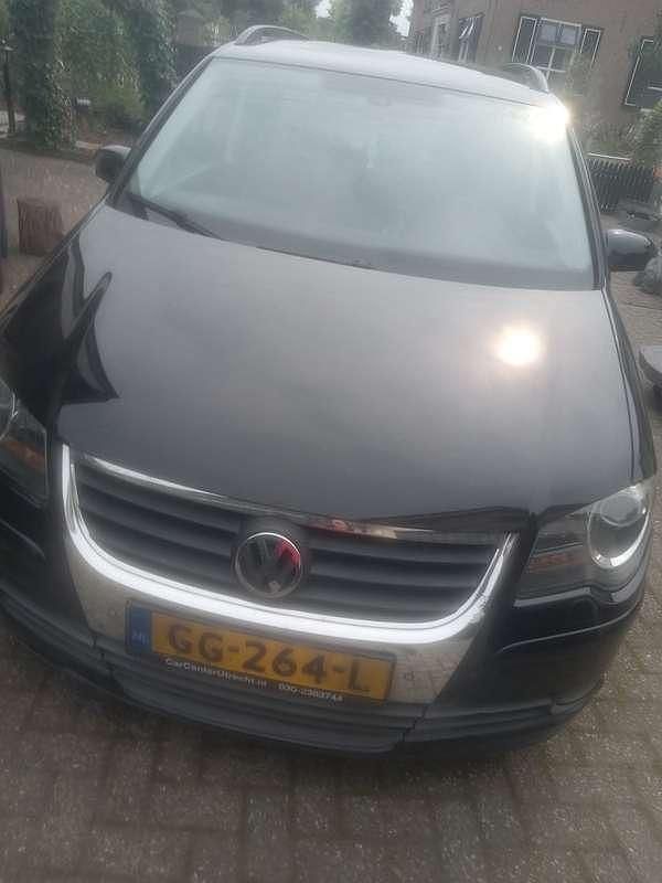 Zwart Gebruikt 2008 VW Touran Comfortline MPV | € 4.250 (Eerlijke prijs) - Afbeelding 1/4
