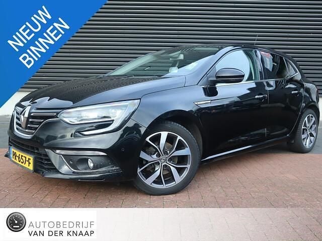 Zwart Gebruikt 2016 Renault Mégane III Bose Edition Hatchback | € 10.995 (Eerlijke prijs) - Afbeelding 1/4