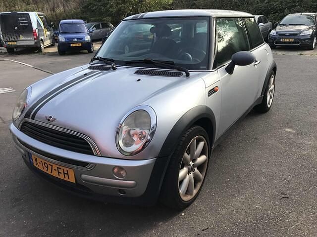 Grijs Gebruikt 2002 Mini ONE Salt Hatchback | € 900 (Eerlijke prijs) - Afbeelding 1/4