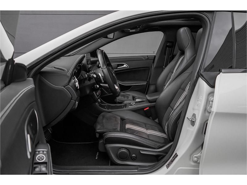 Occasion Mercedes CLA180 Business 123 PK (90 kW) 2017 Wit Sedan