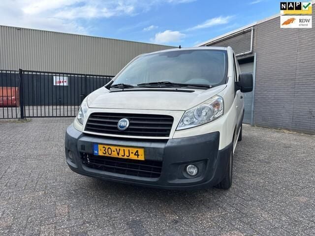 Beige Gebruikt 2007 Fiat Scudo Van | € 1.999 - Afbeelding 1/4