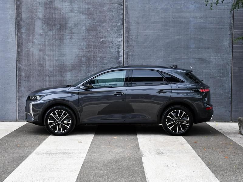 Nieuw DS Automobiles DS7 Crossback Business 224 PK (164 kW) 2025 Grijs SUV