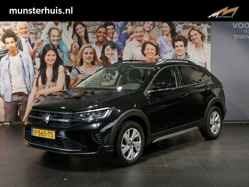 Zwart Gebruikt 2022 VW Taigo Life SUV | € 18.495 (Goede deal) - Afbeelding 1/4