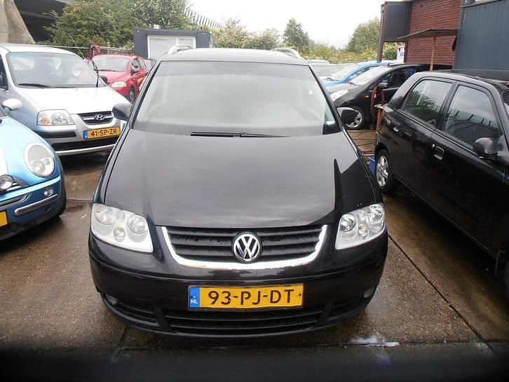 Occasion VW Touran Highline 150 PK (110 kW) 2004 MPV
