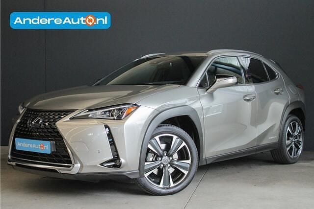 Grijs Occasion 2021 Lexus UX 250h SUV | € 27.995 (Eerlijke prijs) - Afbeelding 1/3