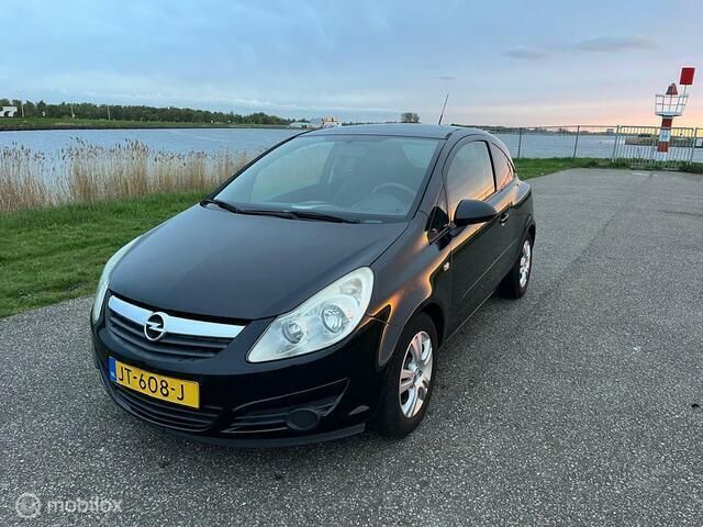 Zwart Gebruikt 2007 Opel Corsa Business Hatchback | € 1.950 (Eerlijke prijs) - Afbeelding 1/4