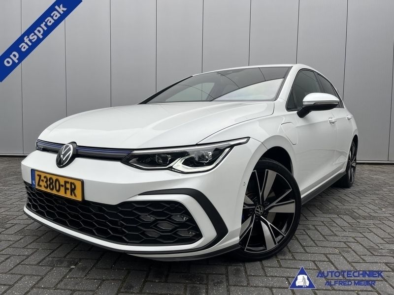 Wit Gebruikt 2021 VW e-Golf GTE Hatchback | € 26.950 - Afbeelding 1/4