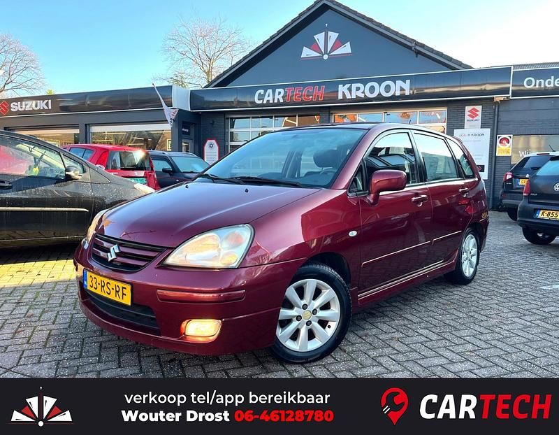 Rood (metallic) Gebruikt 2005 Suzuki Liana Exclusive Hatchback | € 3.900 (Duur) - Afbeelding 1/4